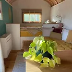 Roulotte En Bois Confort *