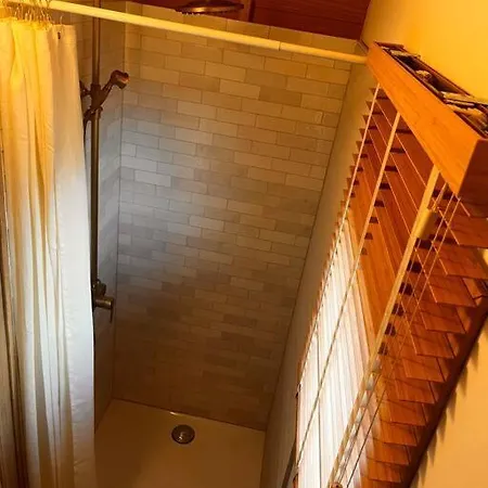 Roulotte En Bois Confort Alpehytte *